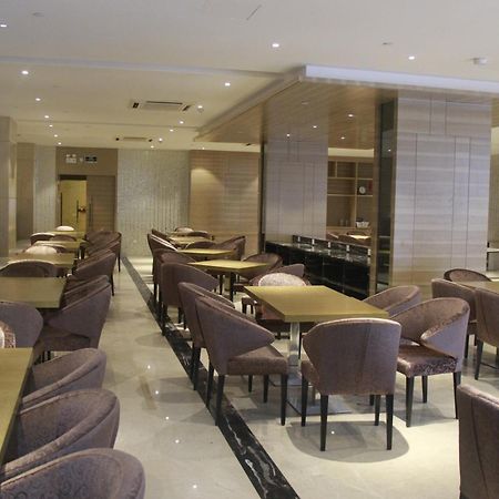 Toronto Hotels Dameisha Branch Шънджън Екстериор снимка