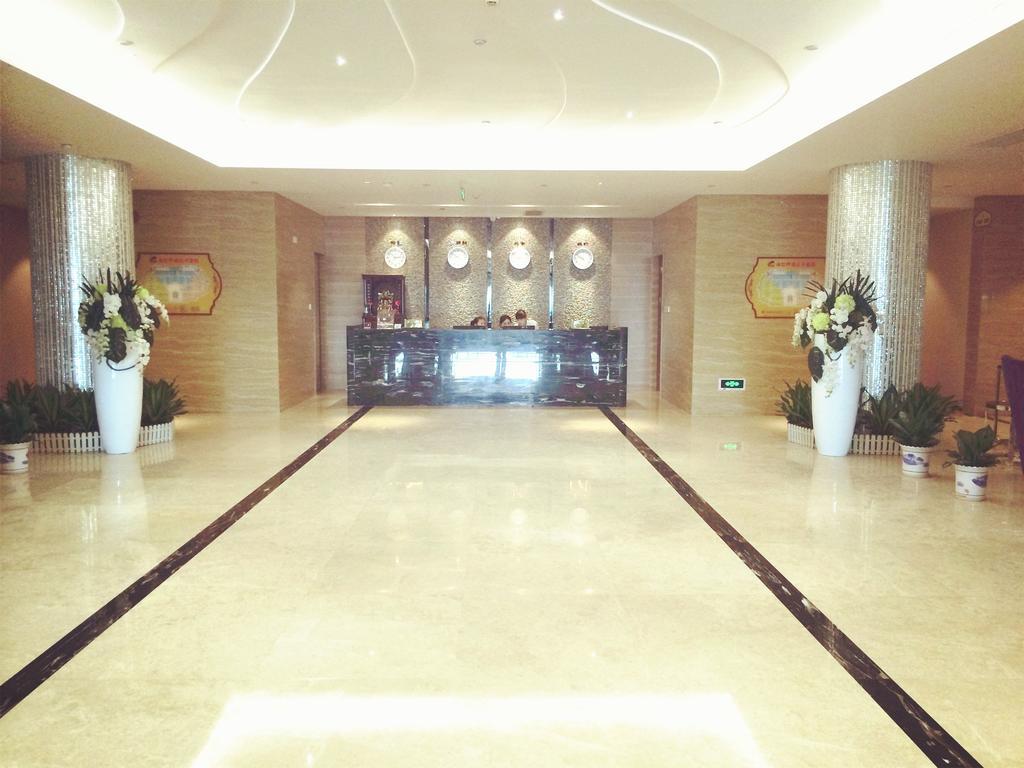 Toronto Hotels Dameisha Branch Шънджън Екстериор снимка